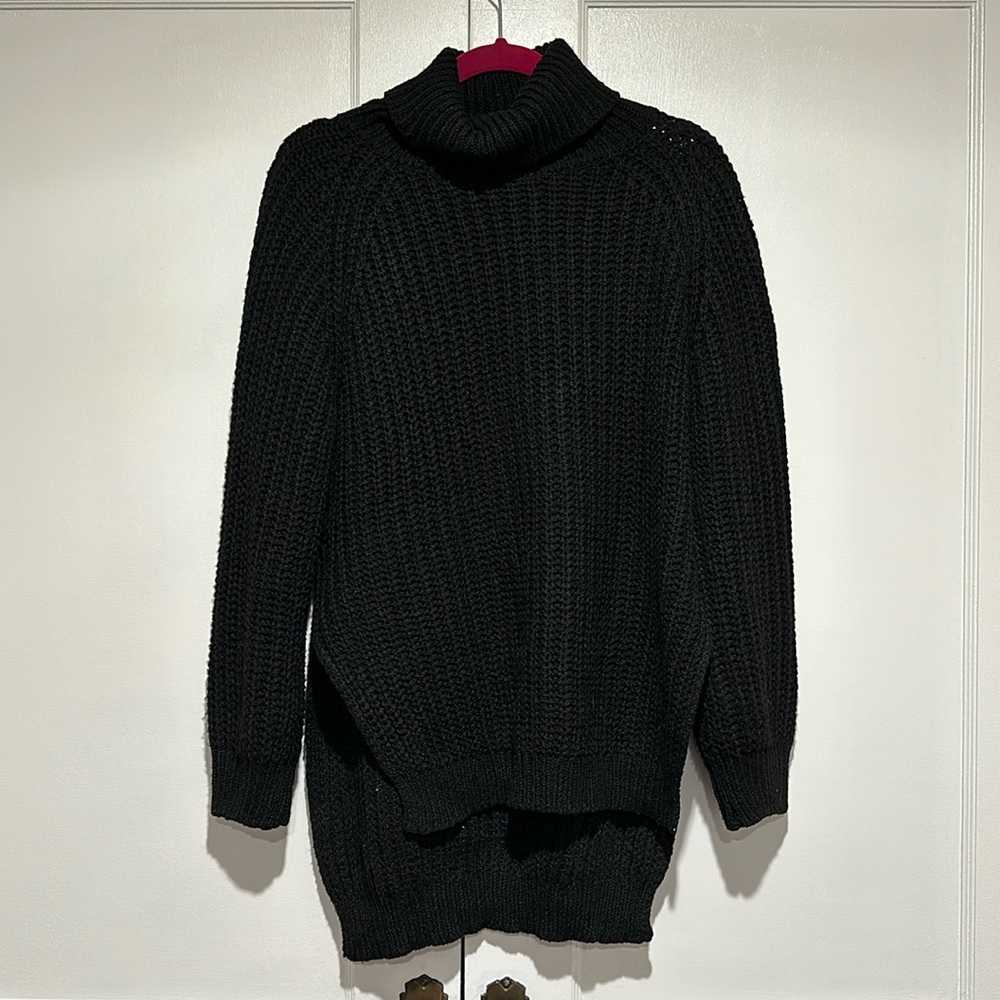 Chunky Black turtle neck sweater